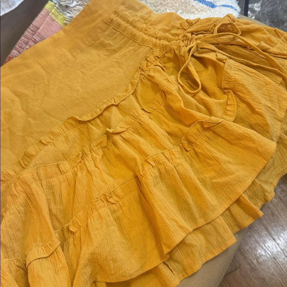 Sage Ruffle Skirt in Saffron Yellow Size L